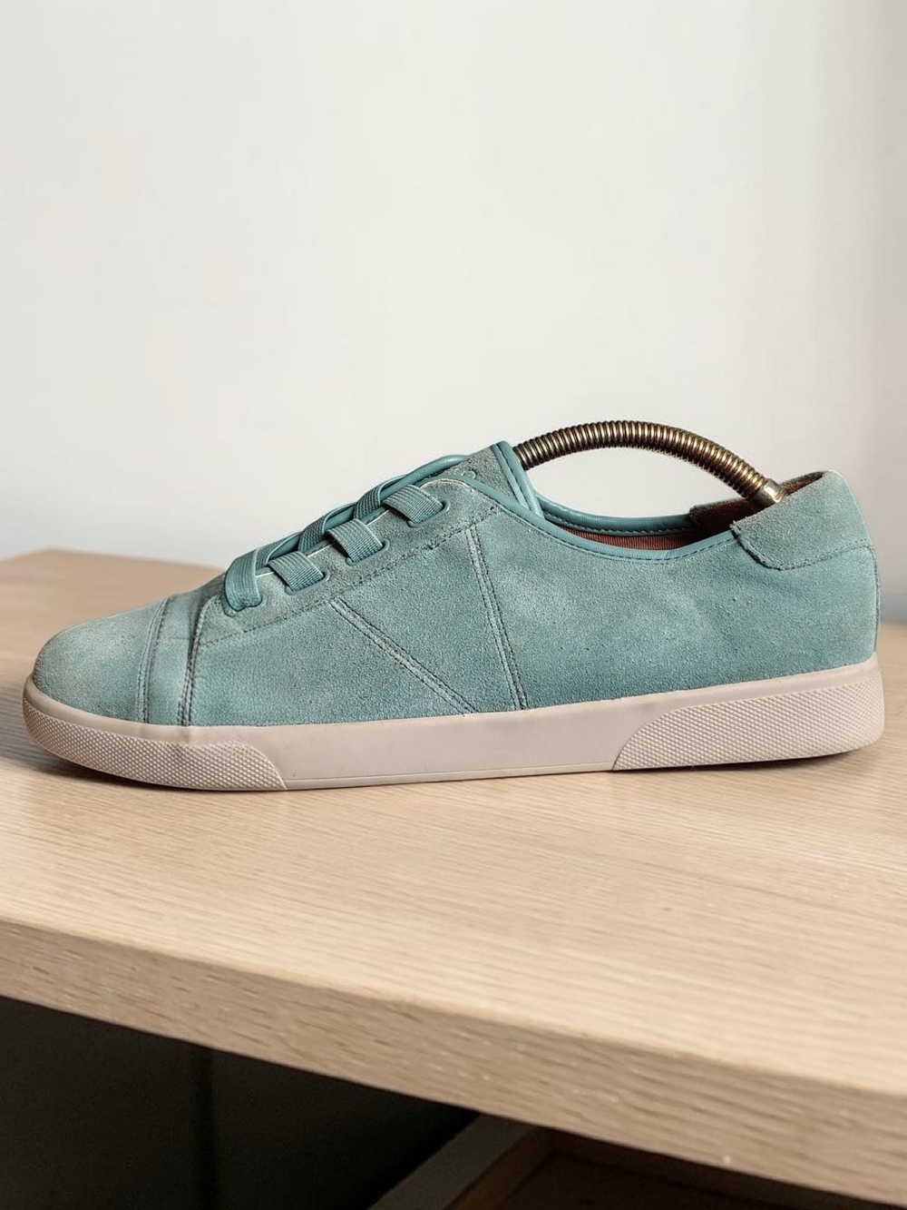 Vionic Women's Sunny Jean Suede Mineral Teal Blue Pull On Sneakers Size 8